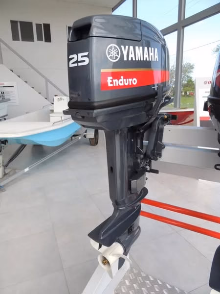 2-5 Yamaha 25HP 2-Stroke Enduro