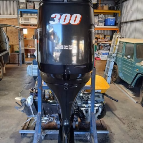 Used Suzuki 300hp Outboard Motor